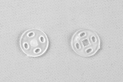 Кнопки пришивные пластиковые 10 мм, блистер 24шт, цв.-прозрачные - купить в Ленинске-Кузнецком. Цена: 48.41 руб.